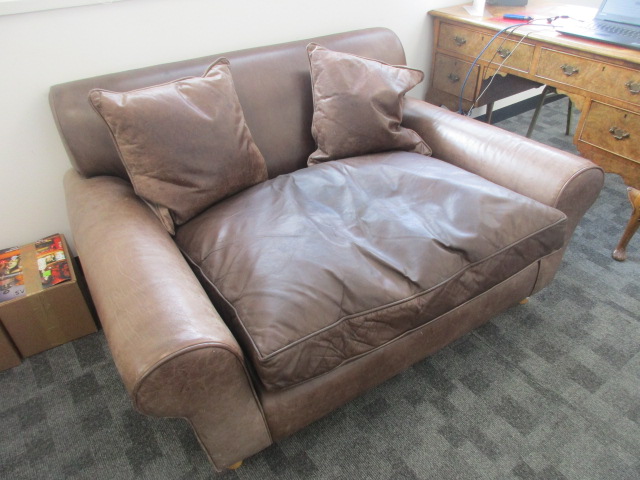 A contemporary brown Jasper Conran distressed two seater leather sofa, 148cm x 108cm x 75cm - Image 2 of 2