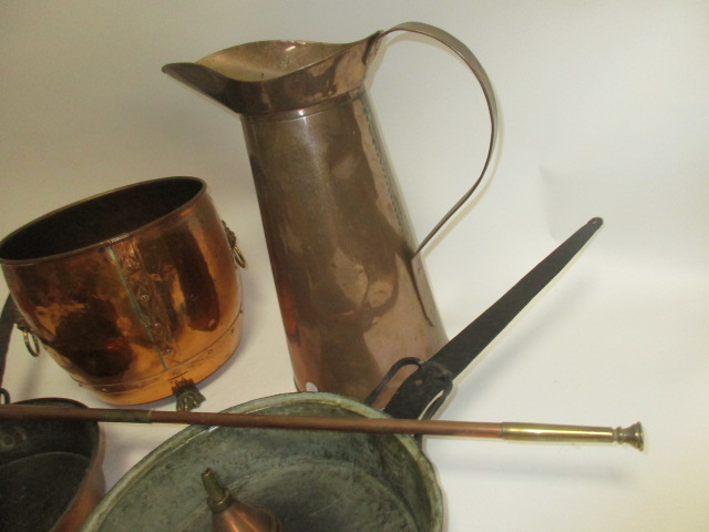 A small group of mostly copper wares, to include a tall jug, height 41cm, warming pan, kettle and - Image 5 of 5