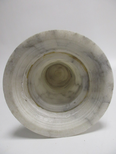A 20th Century marble lamp base, modelled as a twin-handled urn with fluted edges upon a circular - Image 4 of 4