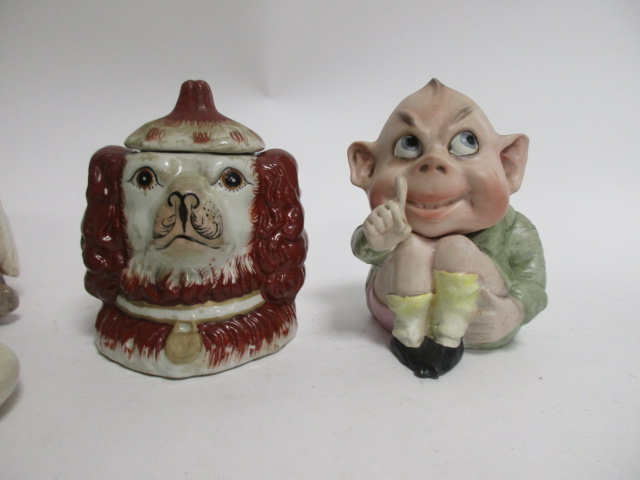 An early 20th Century novelty German tobacco jar in the form of a grotesque boy with thumb raised up - Image 3 of 4