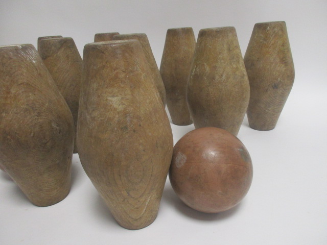 A set of nine early 20th Century turned wooden skittles, together with two balls (11) - Image 6 of 6