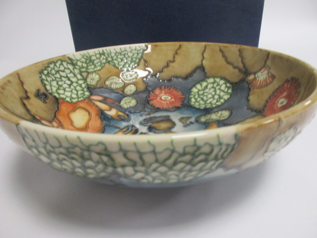 A contemporary Moorcroft pottery limited edition bowl, in the 'Rockpool' pattern, signed by the - Image 3 of 4