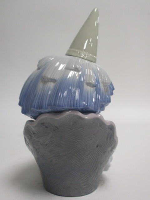 A Lladro 'Clown Head' bust, no.5129, height 32 cm, AF in the original box - Image 4 of 5