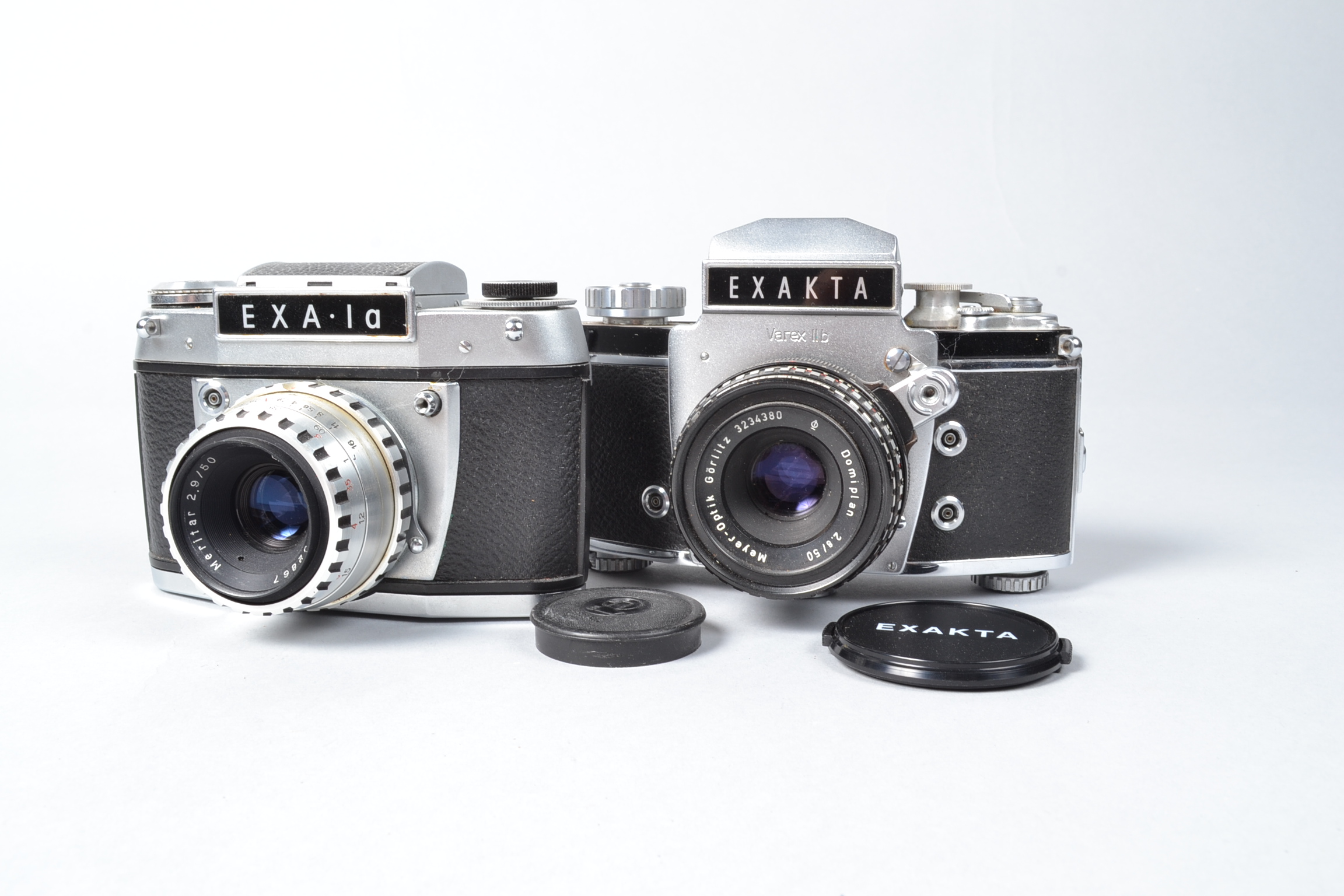 Two Ihagee 35mm Cameras, an Exa Ia, with 50mm f/2.9 lens and a Exakta Varex IIb, with 50mm f/2.8