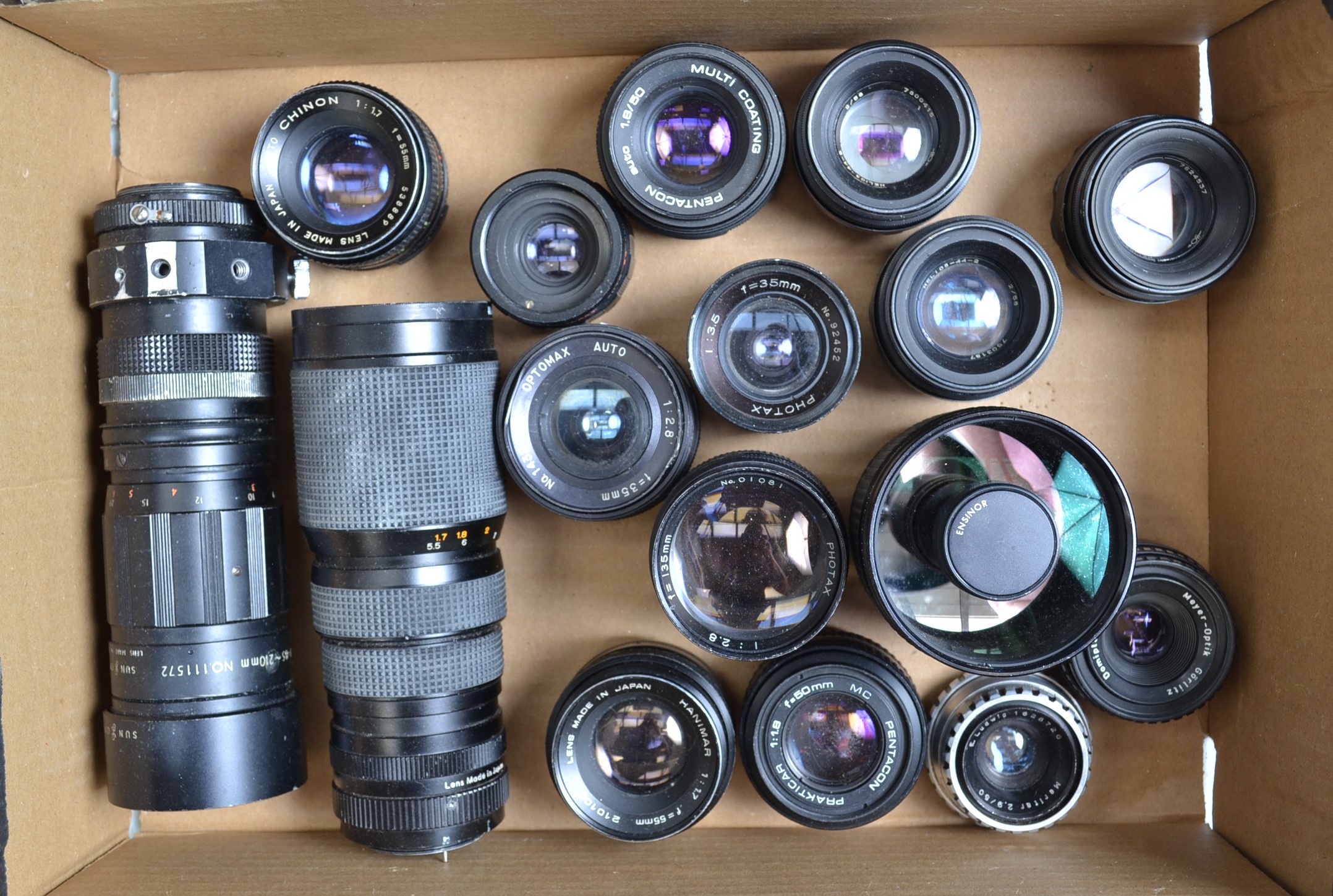 A Selection of M42 Mount Lenses, including an Ensinor 500mm f/8 mirror lens, Photax 35mm f/3.5,