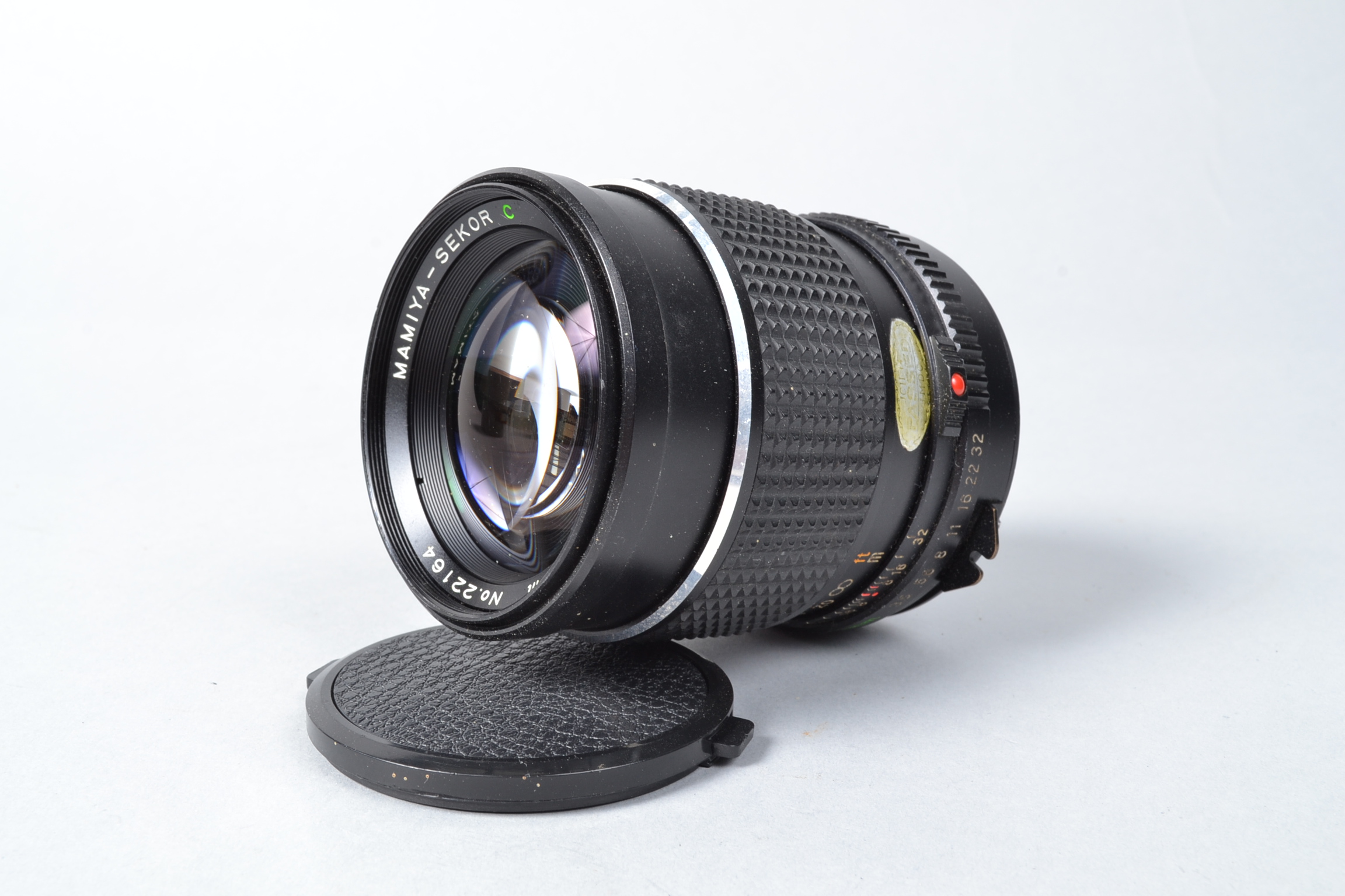 A Mamiya Sekor C 150mm f/3.5 Lens, serial no 22164, barrel G, elements G, fungus to rear element,