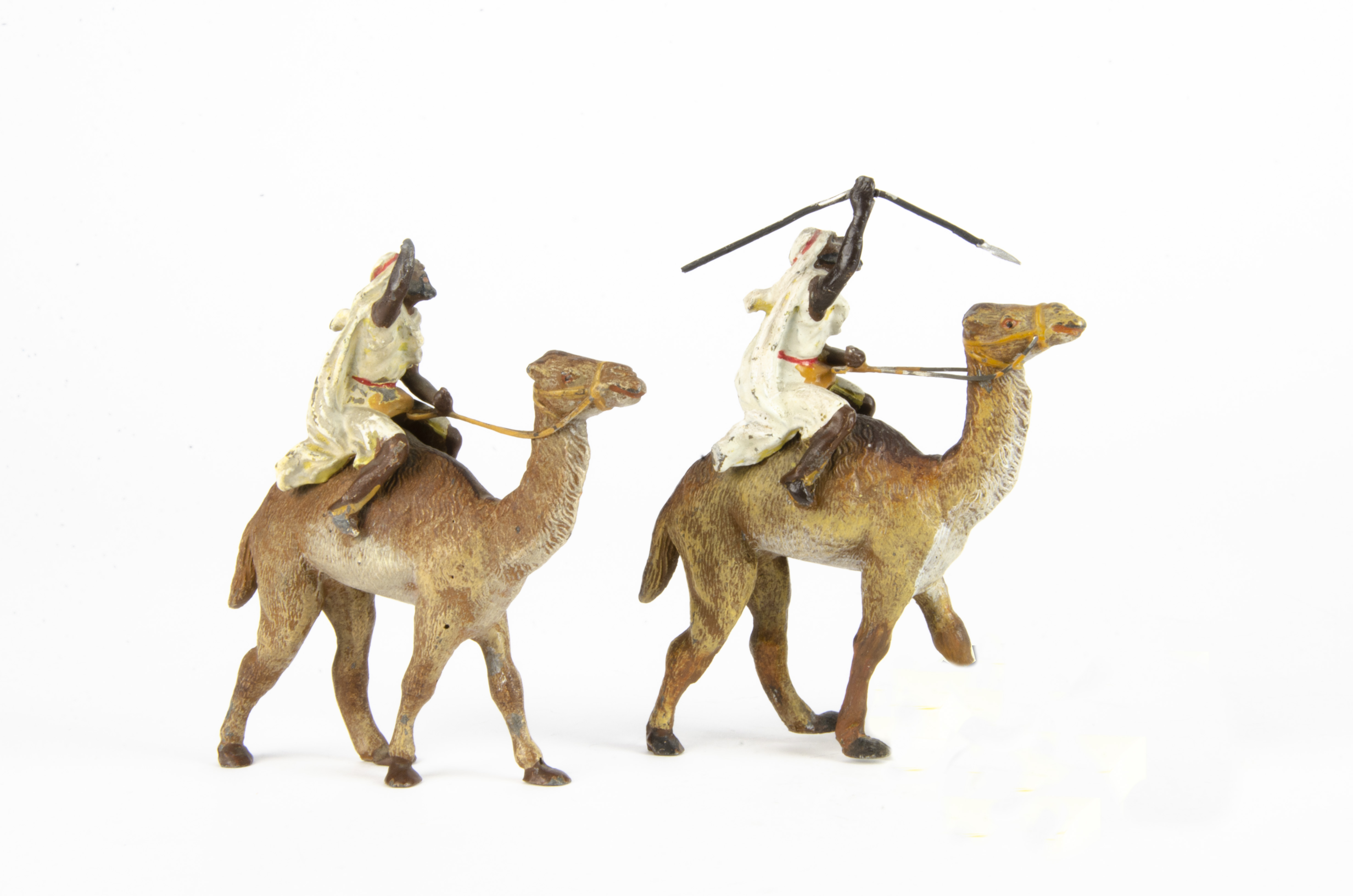 Heyde Arab Warriors on camels, 60mm scale figures, overall height 115mm not including arms, one