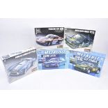 1:24 Scale Metal Car Kits, a boxed group of five comprising Burago 5513 Ford AC Cobra 1965, 5121