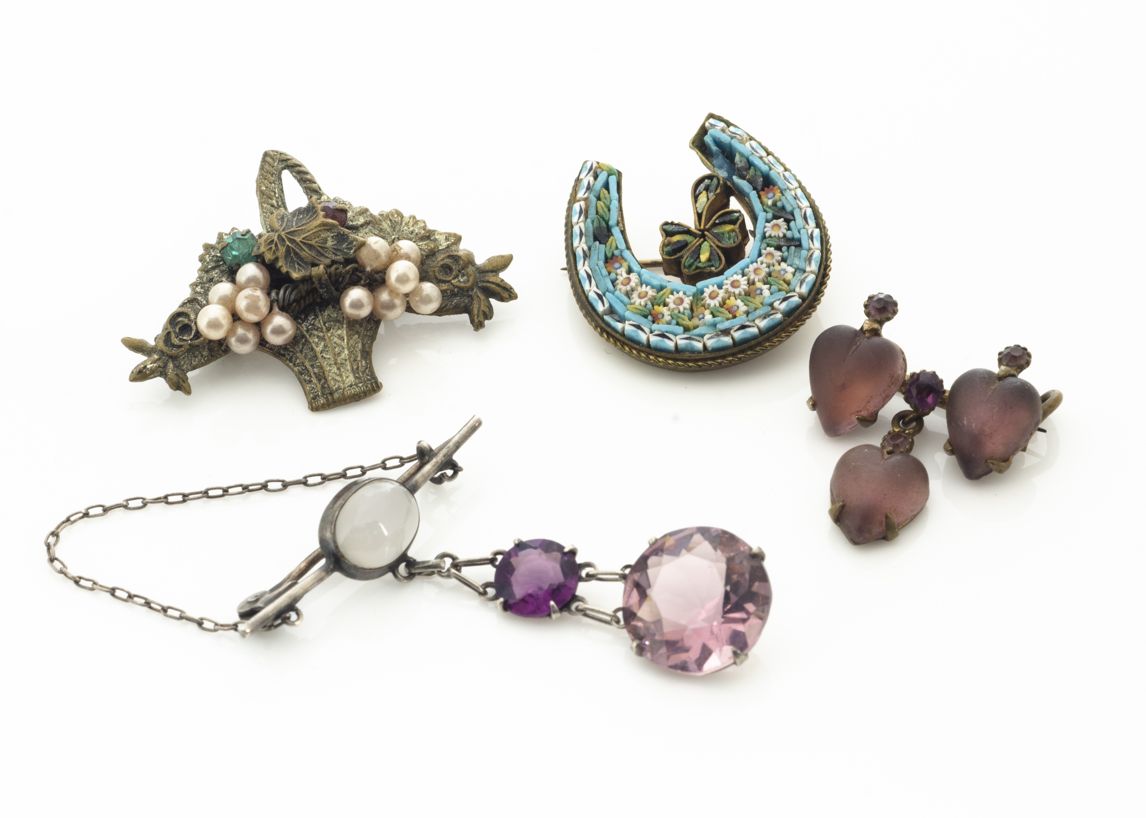 A micro mosaic and clover leaf horseshoe brooch, a heart shaped drop bar brooch, a hardstone drop - Image 2 of 2
