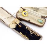 A collection of gentleman's jewellery, including gold fronted silver backed cufflinks, a quantity of