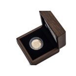 A modern Royal Mint gold £1 proof coin, in box with certificate for the 2009 UK Shield of the