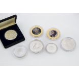 Five modern silver medallions and coins, including a Swedish 200 KR in box, a Trafalgar £5, a