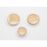 A set of three modern Royal Mint gold proof coins, dated 2015, from the UK Royal Shield of Arms set,