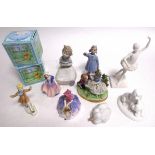 A small group of Royal Doulton boxed Winnie The Pooh nursery wares, to include child's bowl and