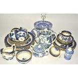 A Spode Italian cake stand together with a quantity of 20th Century blue and white Willow pattern