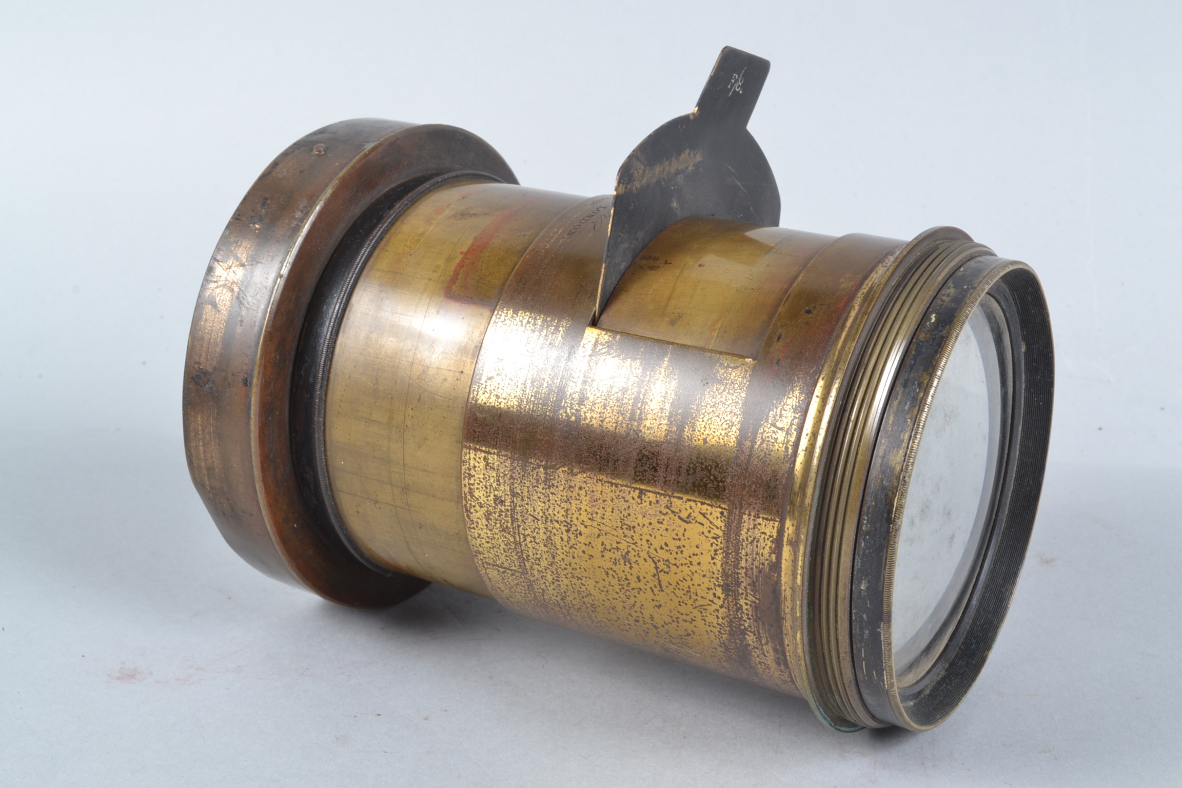 A J.H. Dallmeyer 22 x 20 Rapid Rectilinear Brass Lens, serial no 46968, circa 1890, focal length - Image 3 of 3