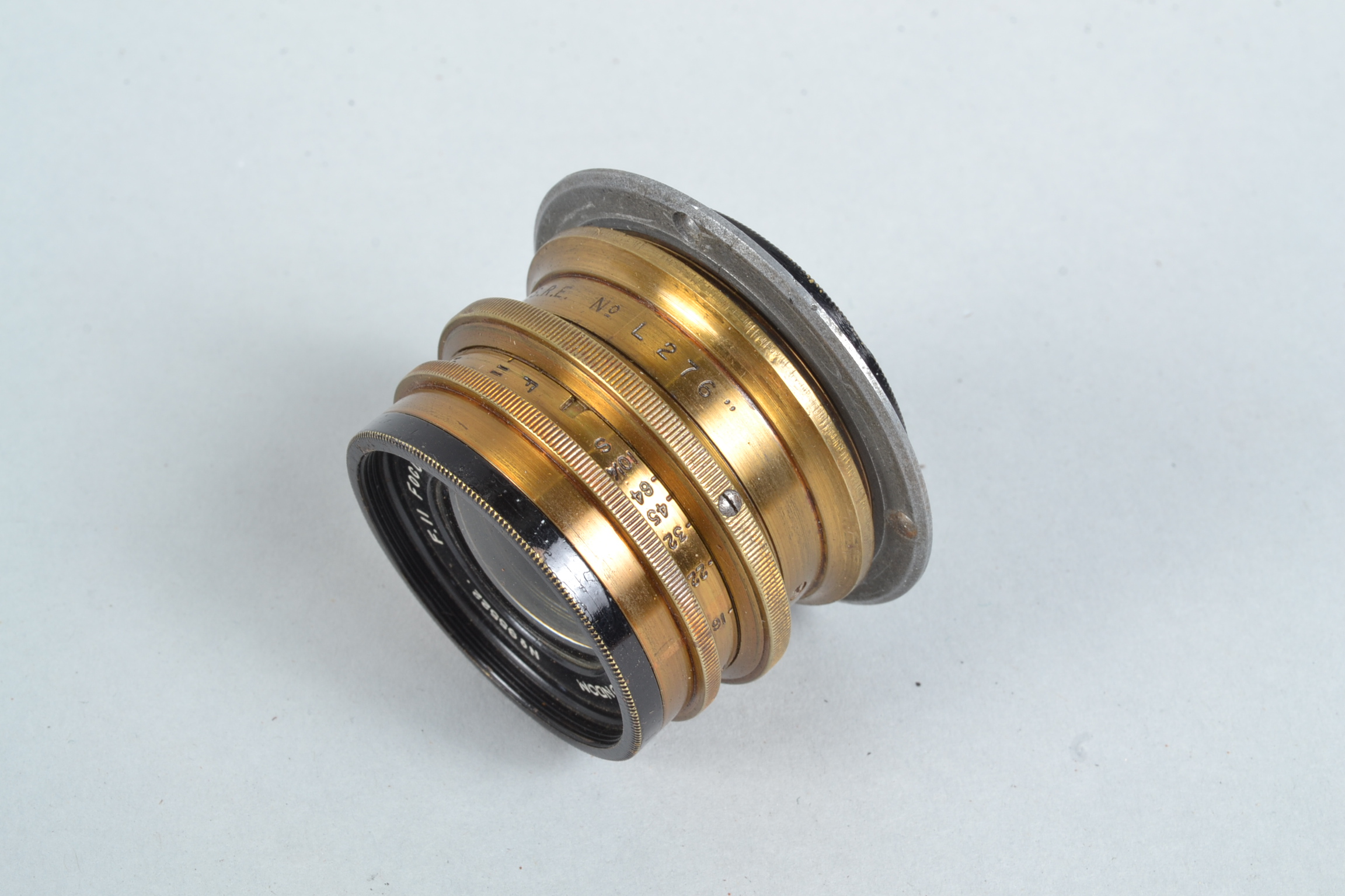 A Ross London Combinable f/11 Brass Lens, Protar type, serial no 95540?, 95522, engraved 'S.R.E. No. - Image 3 of 3