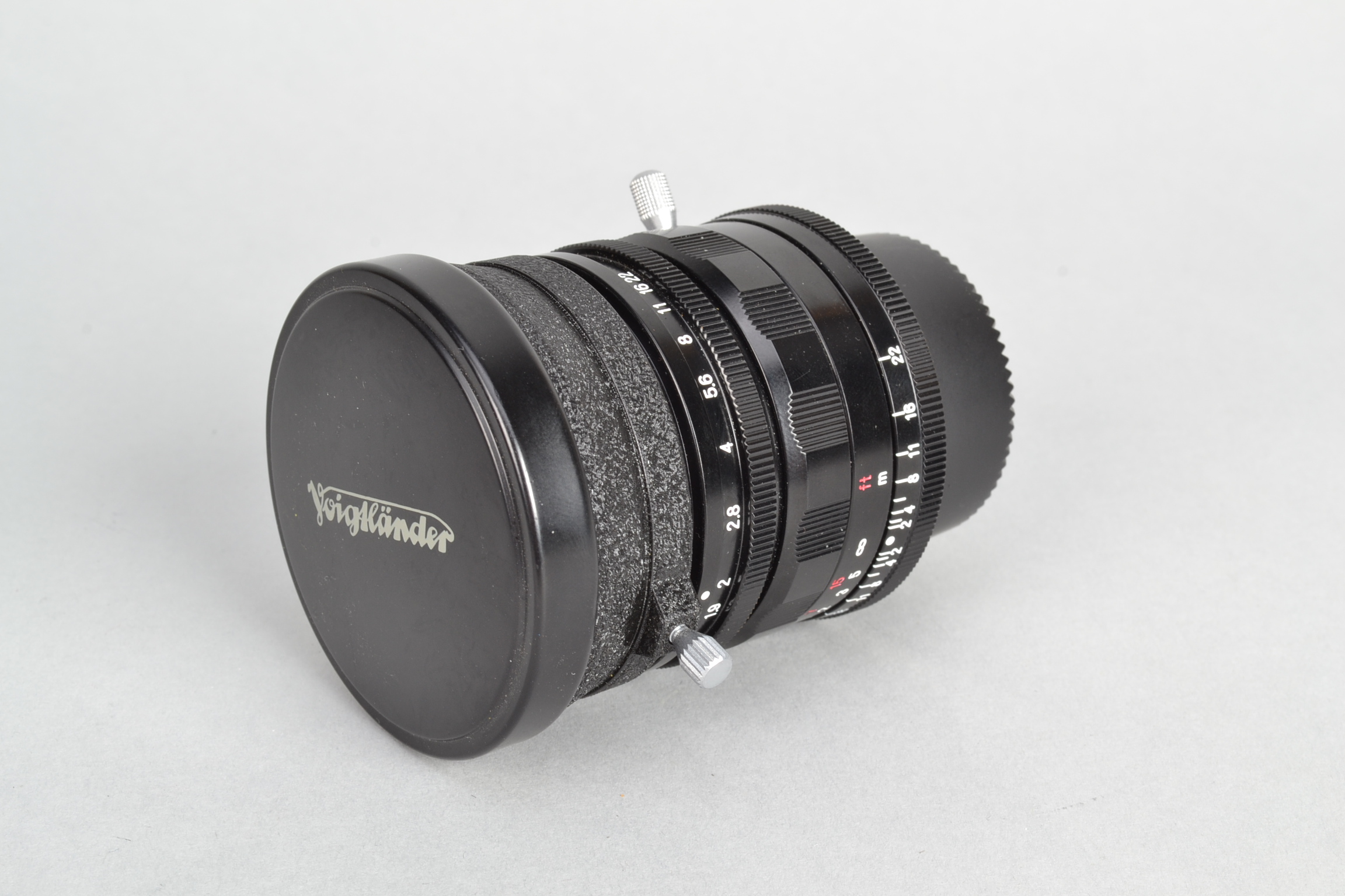 A Voigtländer Ultron Aspherical 28mm f/1.9 Lens, black, made in Japan, serial no 9 570 178, barrel - Image 4 of 4