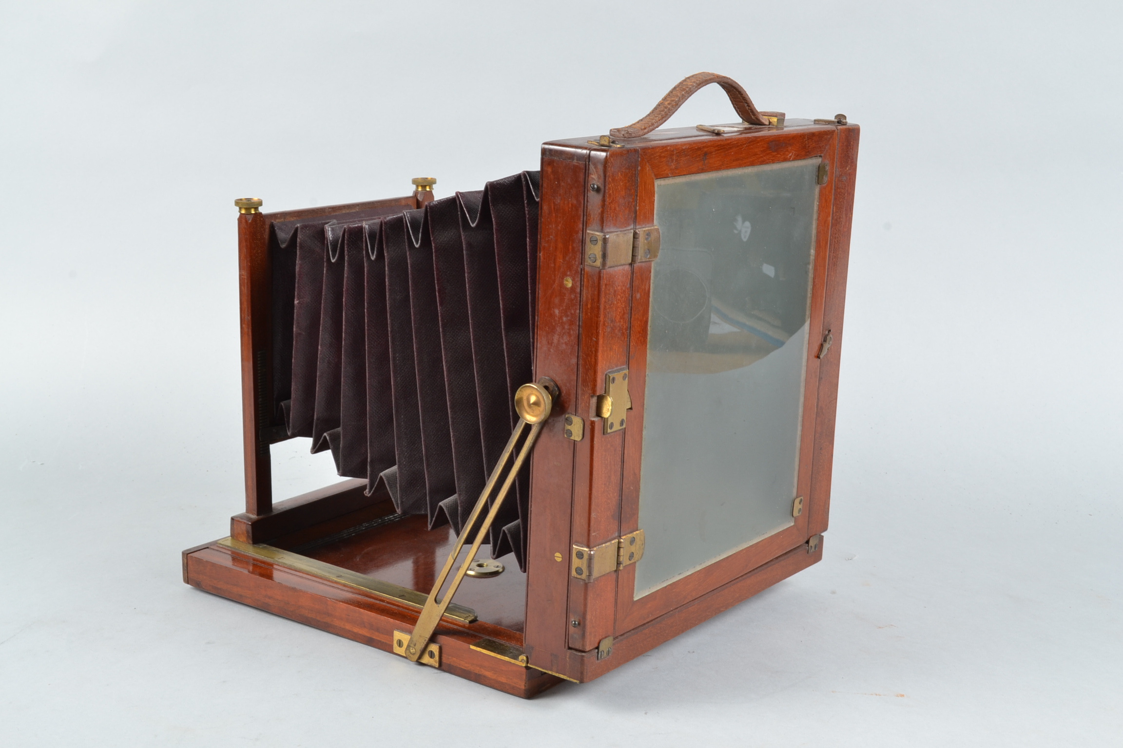 A Whole Plate Mahogany Field Camera Body, marked 'J.B. MEDLAND OPTICIAN BOROUGH LONDON SE', front - Image 3 of 6