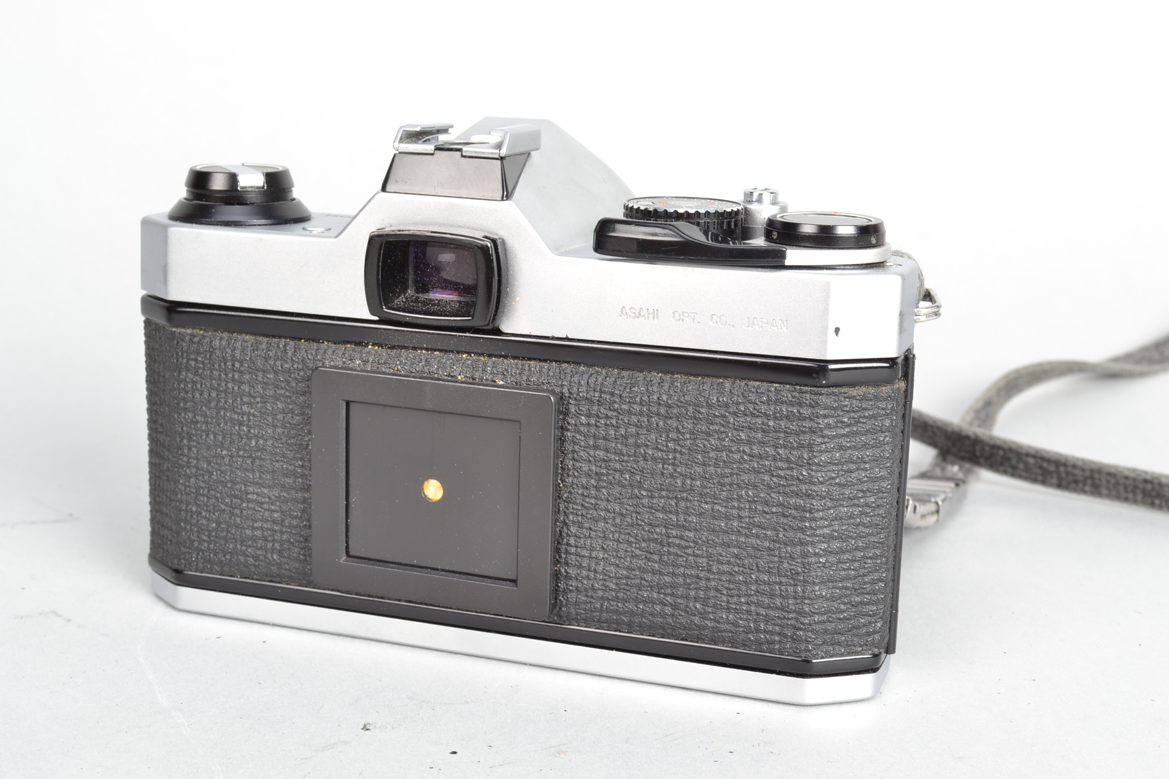 An Asahi Pentax K1000 Camera, serial no 7560381, shutter working, meter responsive, body G, light - Image 5 of 7