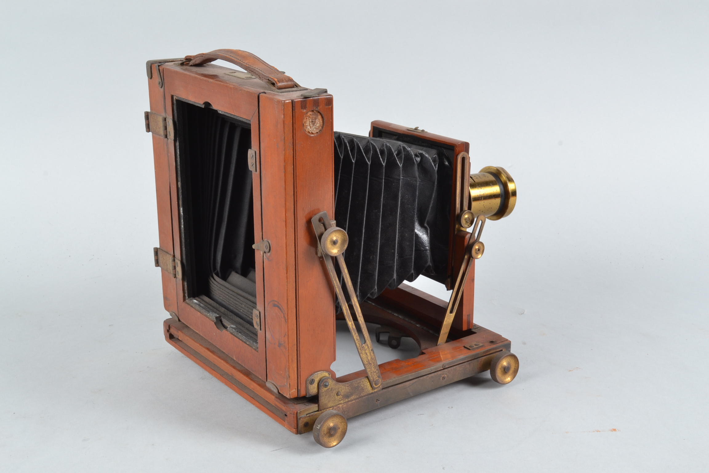 A Houghtons Empress Field Camera, 6½ x 4¾in, focusing screen broken, 'Empress' plate present, - Image 3 of 6