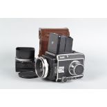 A Rolleiflex SL66 SLR Camera, 6 x 6cm, serial no 2 902 639, body G, shutter working, a Carl Zeiss