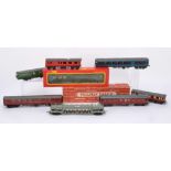 Large quantity of 00 Gauge damage/repainted Coach and wagons and spares by various manufacturers