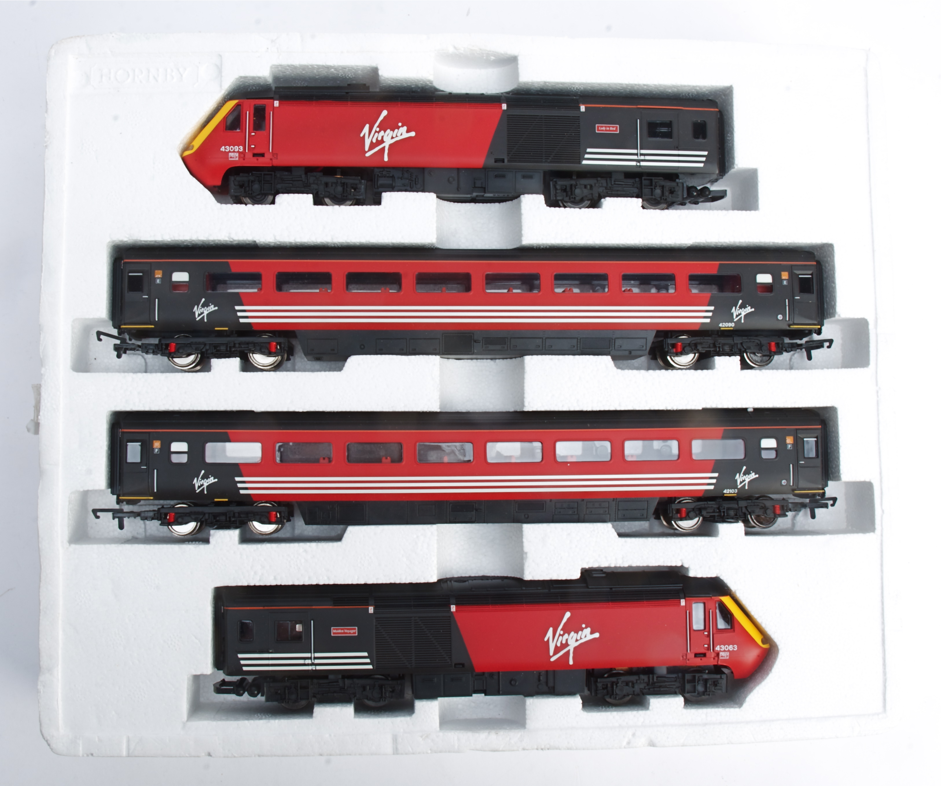 Hornby 00 Gauge Virgin HST Lady in Red and Maiden Voyager Train Pack, comprising 4-car set, in
