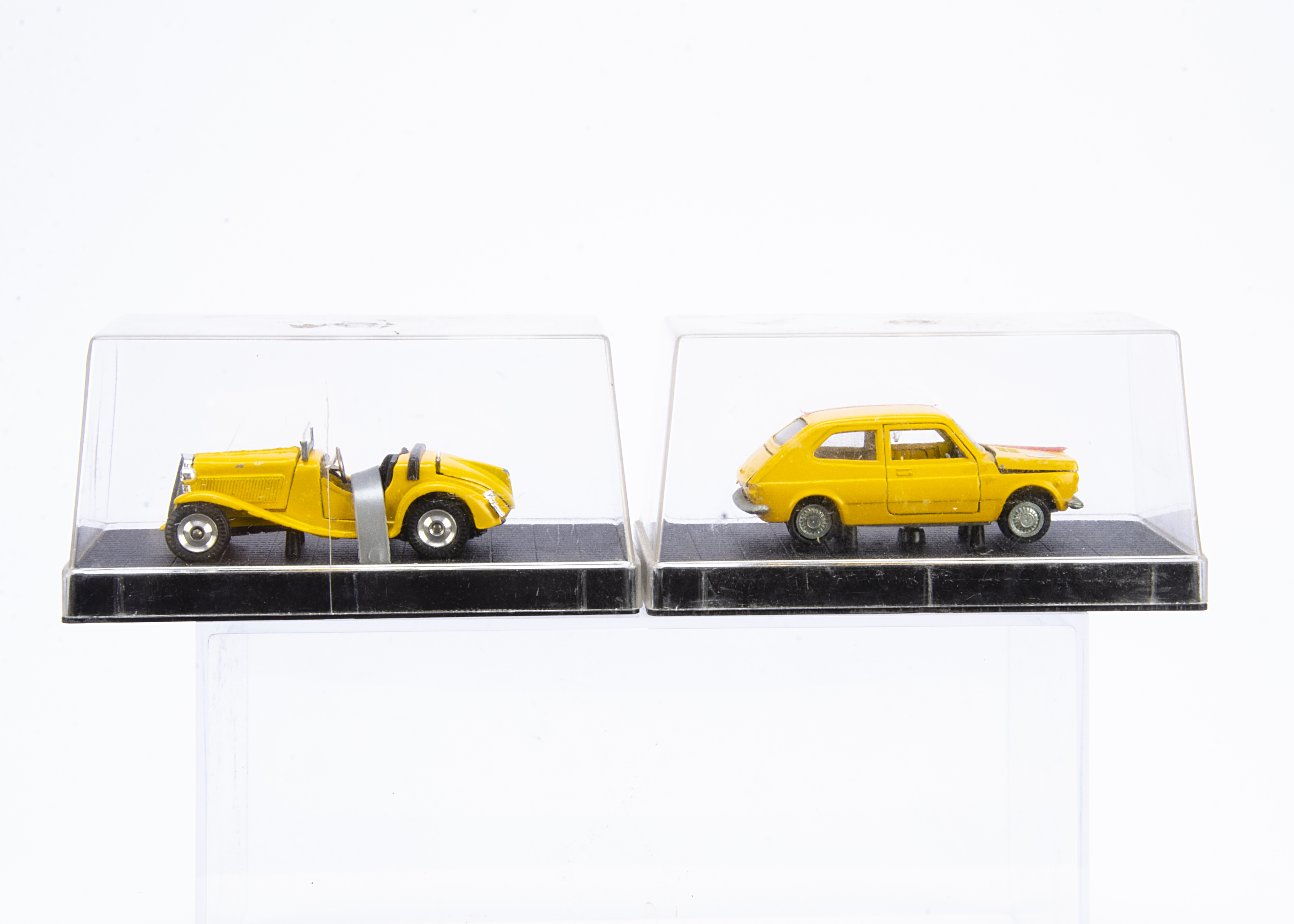 Nacoral Inter-Cars (Spain) 1/43 Fiat 127 Sport Ref 120, yellow body, red roof stripe, 'Esso'