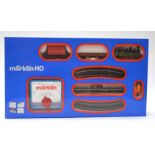 Märklin HO Gauge 0965 Goods Starter Set comprising KVLM green 0-6-0 Tank 3087, flat truck with