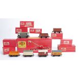 Hornby-Dublo 00 Gauge 2-Rail Rolling Stock, 4620 Breakdown Crane matt red with all jacks, 4318