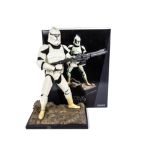 Star Wars Sideshow Collectibles I:6 Clone Trooper Premium Format Figure, episode II, #300046, in