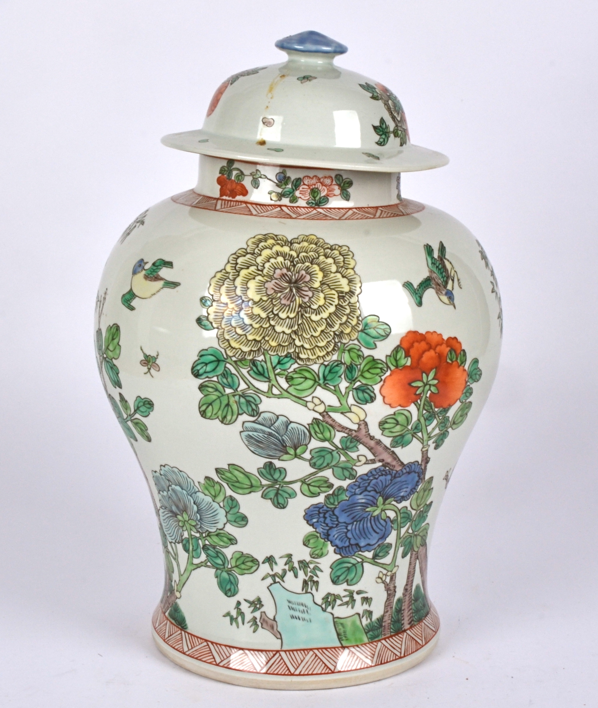 A Chinese 20th Century baluster vase and cover with overglaze wucai enamel of birds perching on - Image 3 of 4