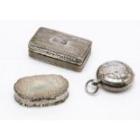 Two Victorian silver snuff boxes, together with an Edwardian silver sovereign case (3)