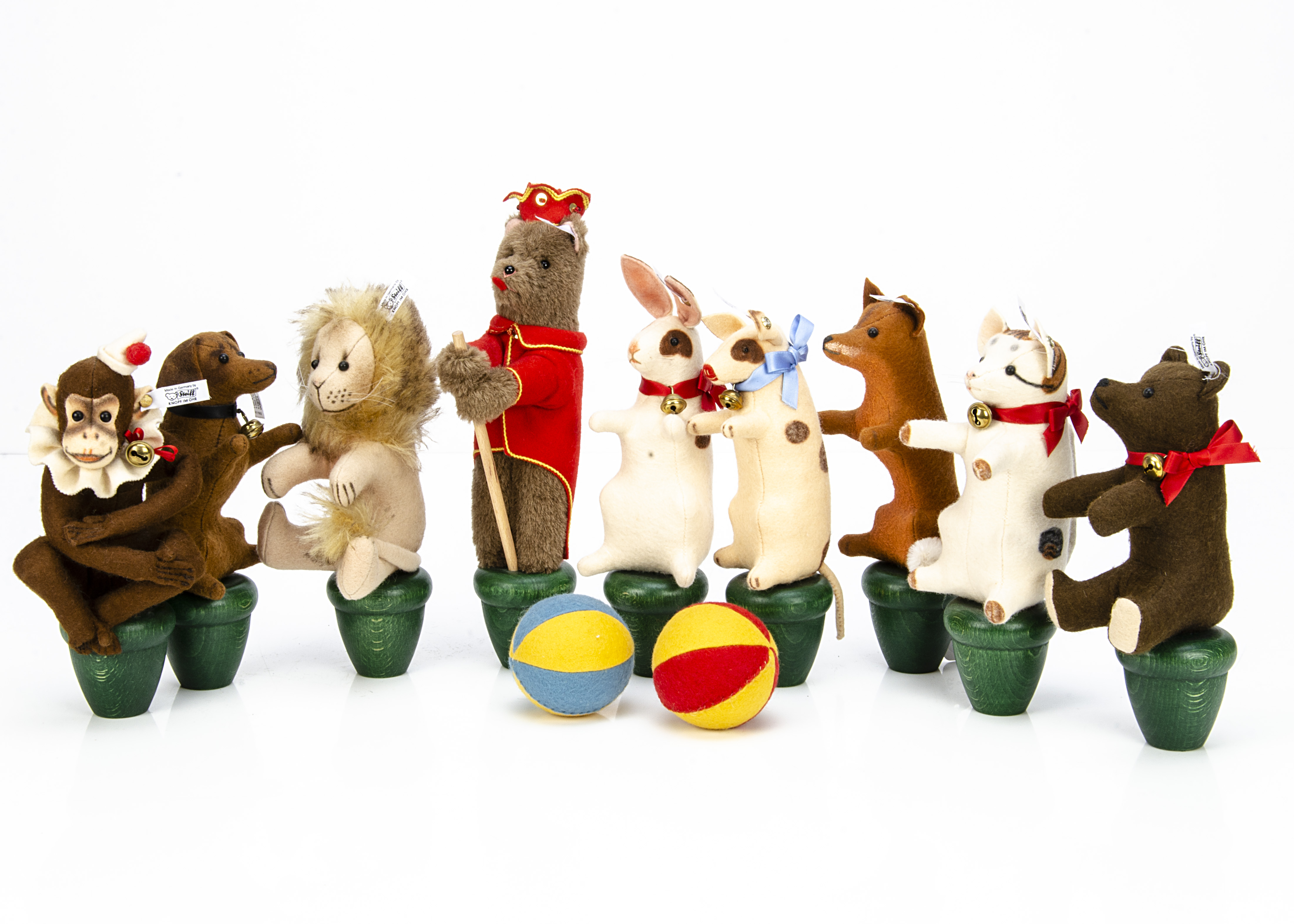 A Steiff limited edition animal skittle set 2005, 604 of 1000 with turned wooden bases