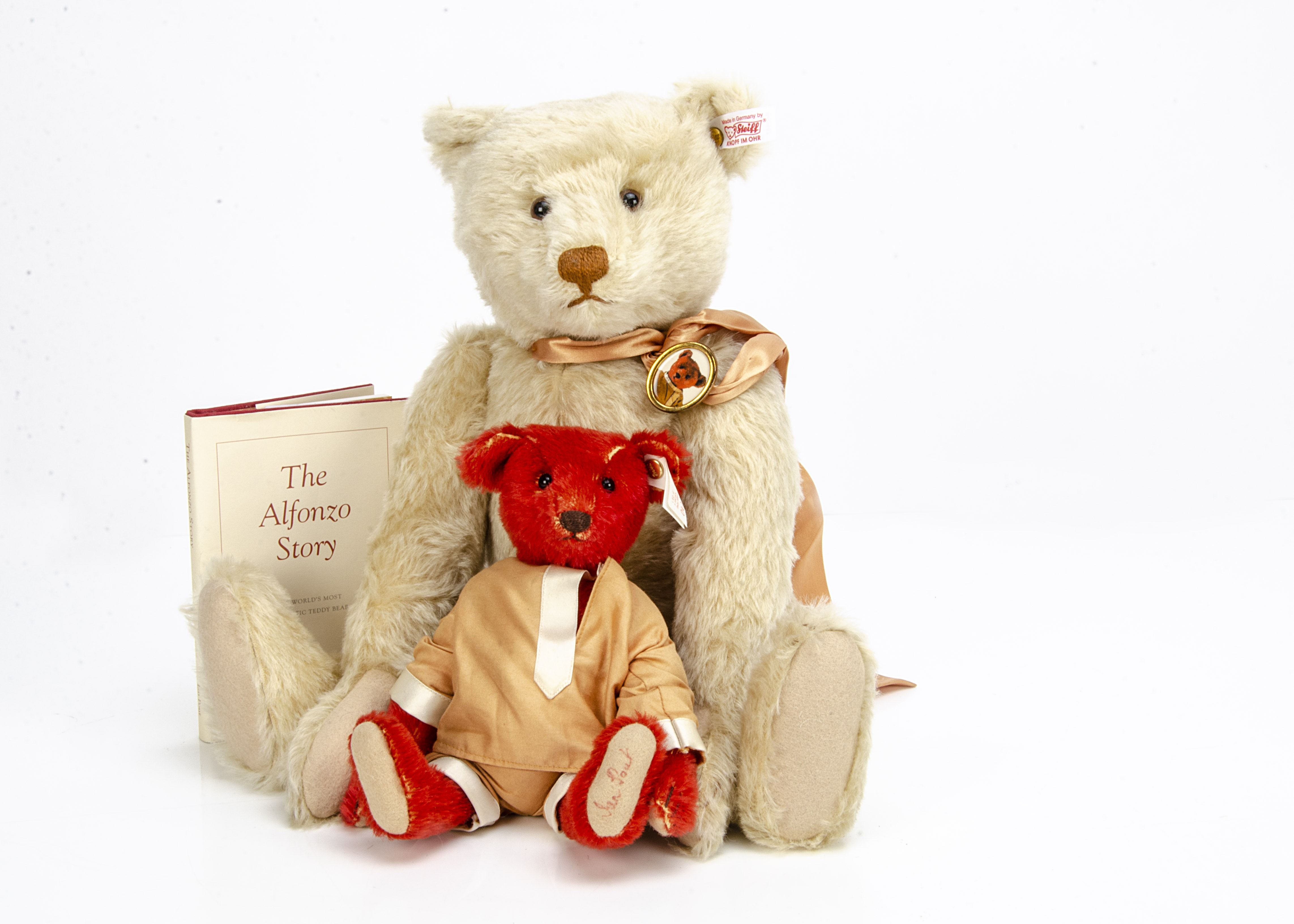 Steiff limited editions for Teddy Bears of Witney, a Xenia, 94 of 1500, 2001; and Baby Alfonzo, 4127