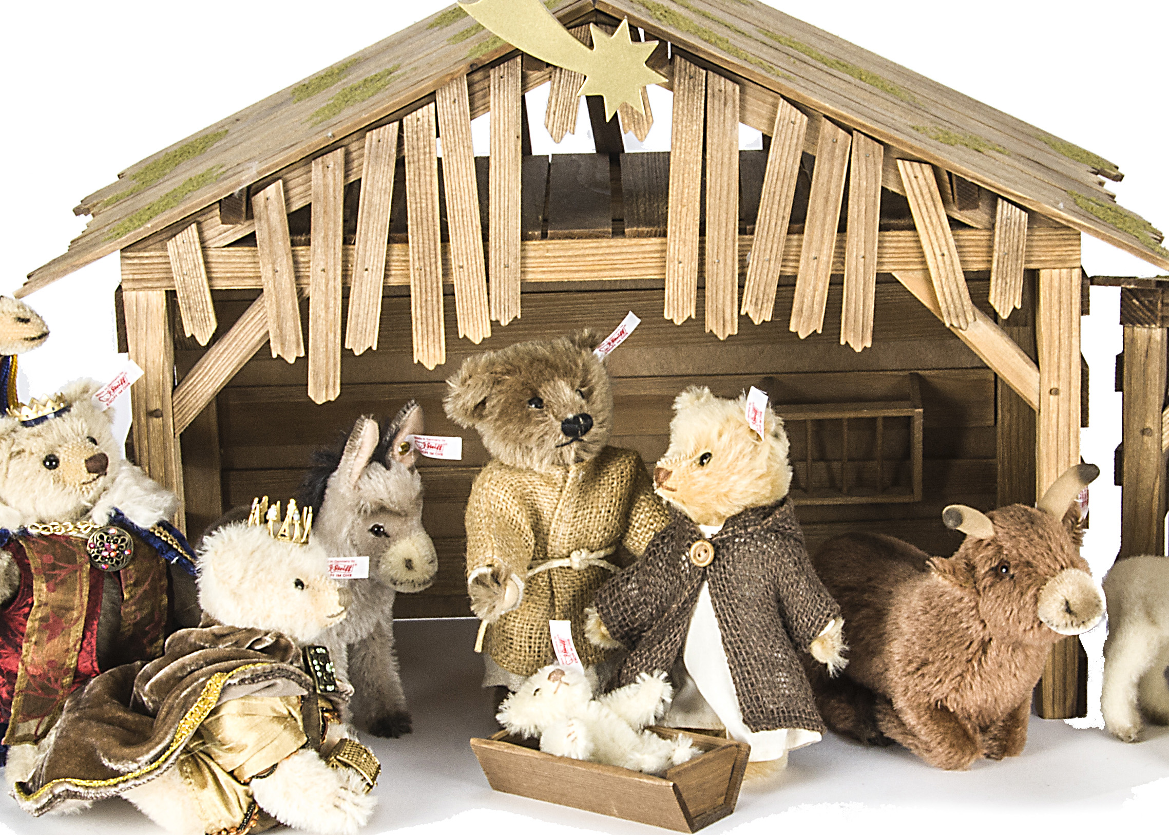 Steiff limited edition Nativity Sets 2005 to 2007, The Holy Family 74 of 1000, 2005; the Shepherds - Image 4 of 5