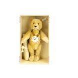 A Steiff Club Edition 1995/96 Baby Bear 1946, 9931 for the year, in original box with certificate