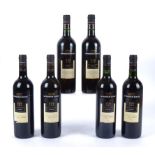 Fifteen bottles of Wyndham Estate Shiraz Australian wine, from 2003 (2), 2004 (2), 2005 (2) and 2008