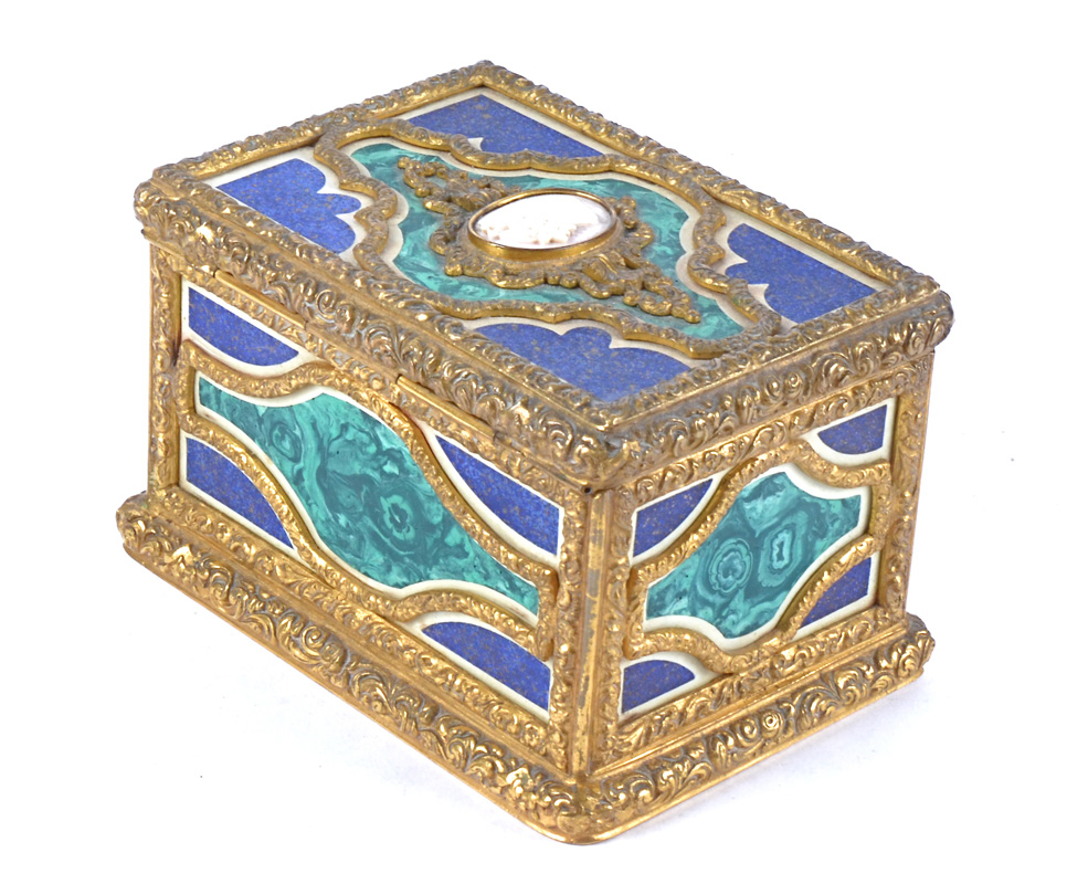 An early 20th Century ormolu mounted lapis lazuli and malachite effect table casket, with central - Image 3 of 3