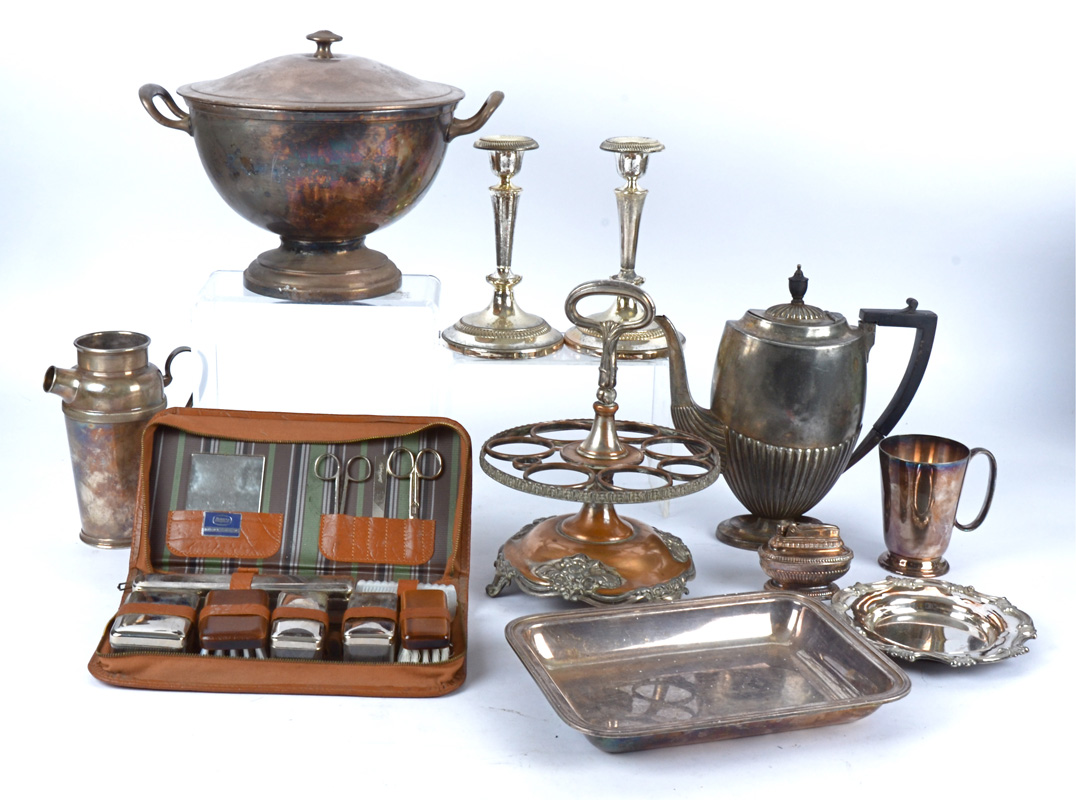 A quantity of silver plated wares, to include candlestick holders, height 19.5cm and a twin