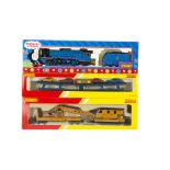 Hornby 00 Gauge Thomas Series 'Gordon' Breakdown Crane and Car Transporter, R383 blue No 4 'Gordon',