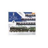 Hornby 00 Gauge R3094 British Railways Diamond Jubilee Royal Train Pack, comprising BR green