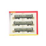 Hornby 00 Gauge R2297A BR green Class 110 3-Car DMU Train Pack, comprising Driving, Trailer and