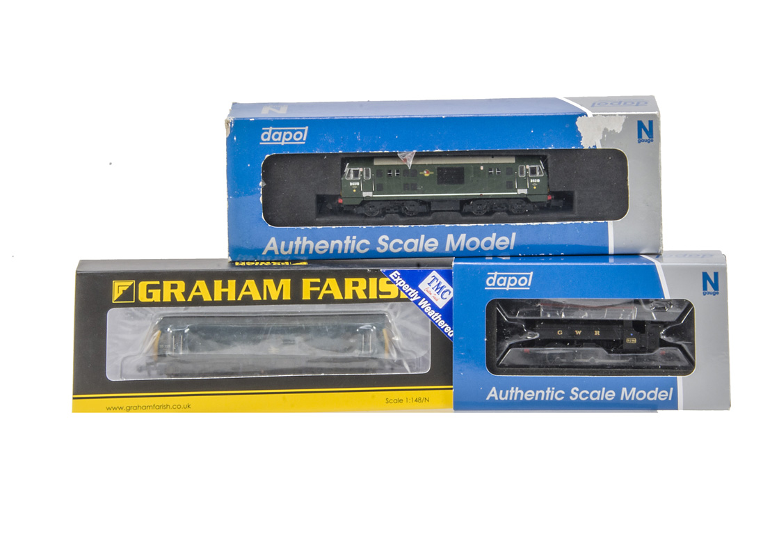 Graham Farish and Dapol N Gauge Steam and Diesel Locomotives, three cased examples all with card