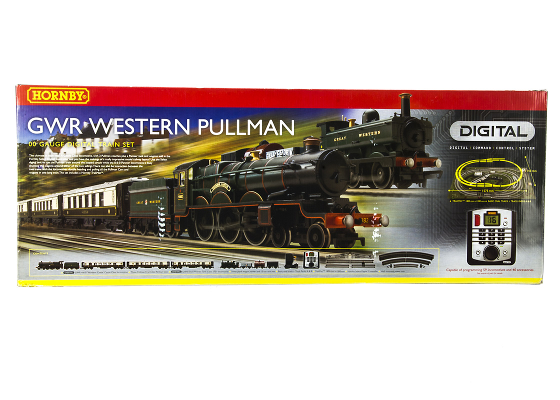 Hornby 00 Gauge R1077 GWR Western Pullman DCC Digital Double Train Set, comprising GWR green '