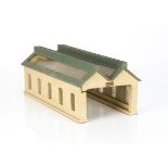 Hornby-Dublo 00 Gauge Pre-war Engine Shed, in cream and green, F-G, one side jamb damaged