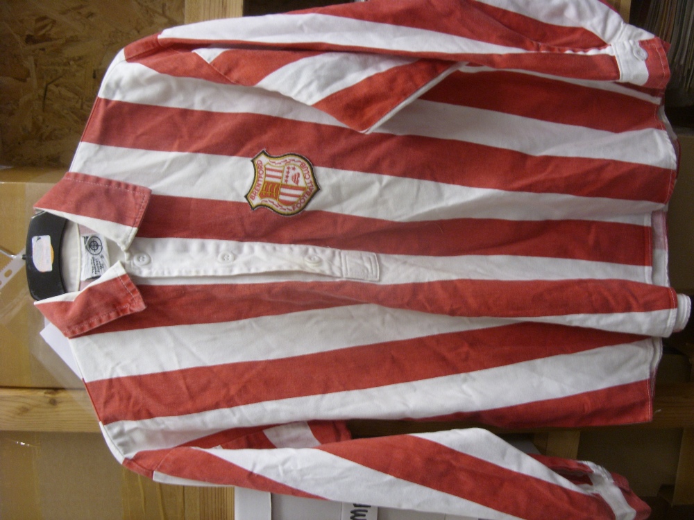 REPLICA SHIRT, 1938/1939, Brentford Football Club, 'Old Fashioned Football Shirt Co', as was first - Image 2 of 2