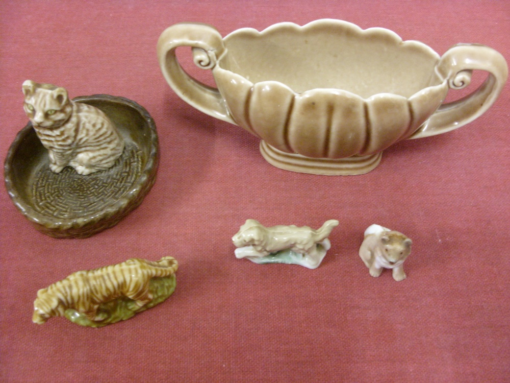 CERAMIC WARE, 1950's onwards, Wade Whimsical Collectables, A selection of rarer Wade items to - Image 3 of 4