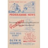 RHYL / BRADFORD PA Programme Rhyl v Bradford Park Avenue FA Cup 1st Round 19/11/1955. Lacks staples.